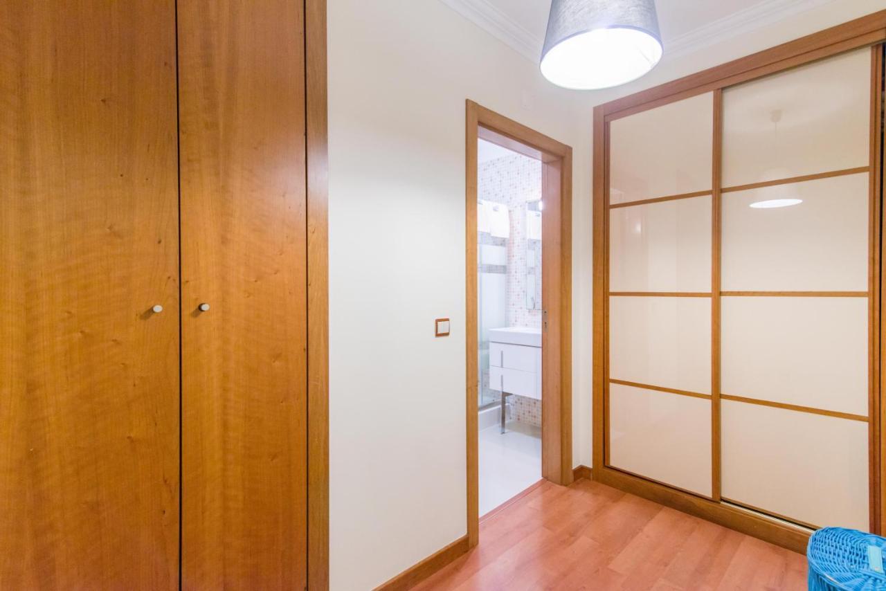 Casa Mergoux - 15 Mins Walk City Center - Quiet - Spacious 타비라 외부 사진