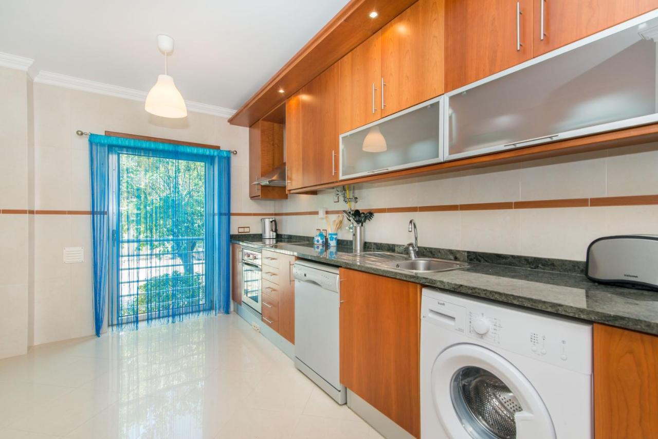 Casa Mergoux - 15 Mins Walk City Center - Quiet - Spacious 타비라 외부 사진