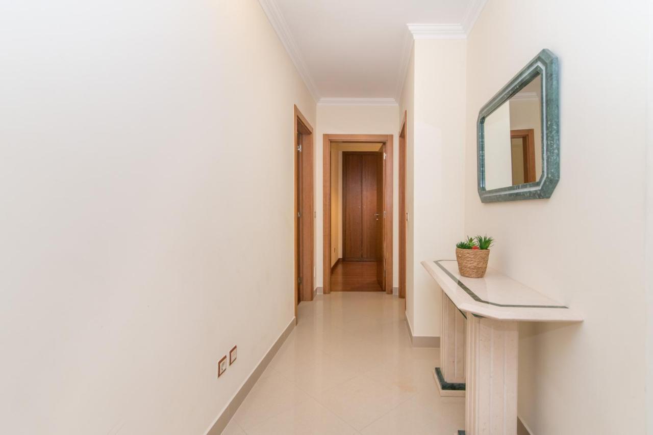 Casa Mergoux - 15 Mins Walk City Center - Quiet - Spacious 타비라 외부 사진